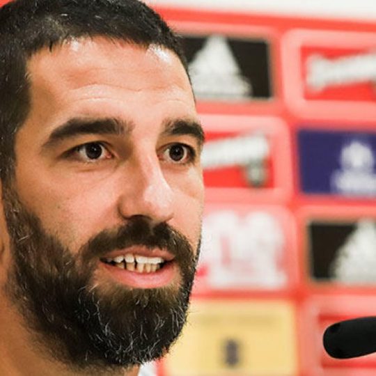 19 Mayıs ile 23 Nisan’ı karıştıran Arda Turan: Oruçluyum