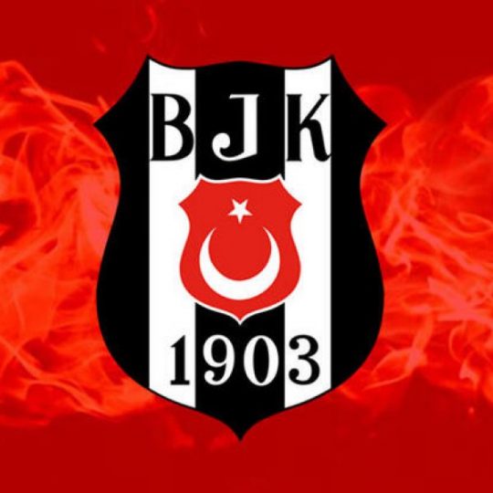 Beşiktaşlı futbolcu koronavirüse yakalandı