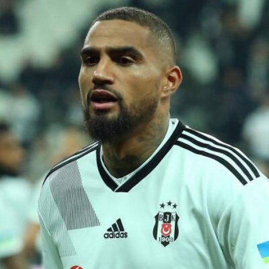 Beşiktaş’ta Boateng gidiyor