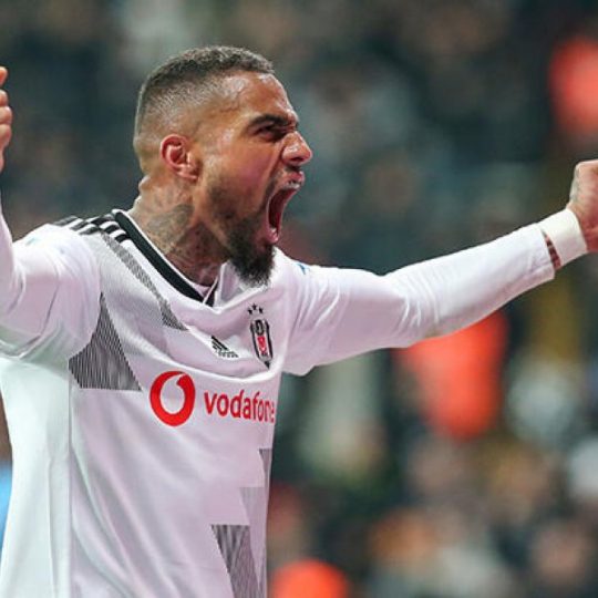 Boateng indirime yanaşmıyor