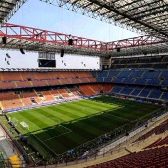 Efsane stadyum San Siro yıkılıyor