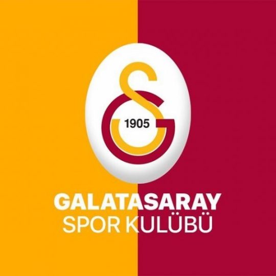 Galatasaray: Kişilerin görüşleri kulübümüzü bağlamaz