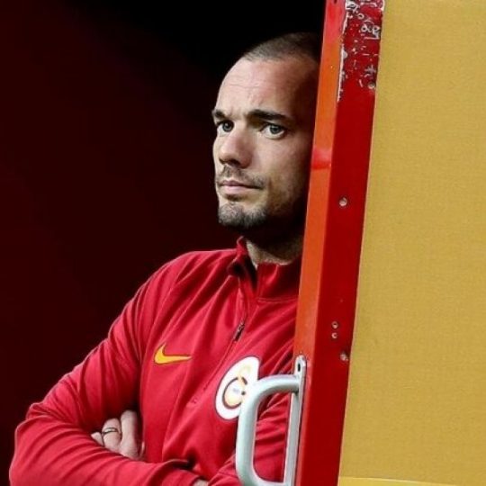 Hollanda basını: Sneijder eski takımında antrenör olacak