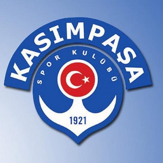 Kasımpaşa’da iki futbolcu koronavirüse yakalandı