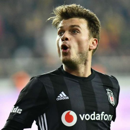 Ljajic, Beşiktaş’tan ayrılmak istemiyor