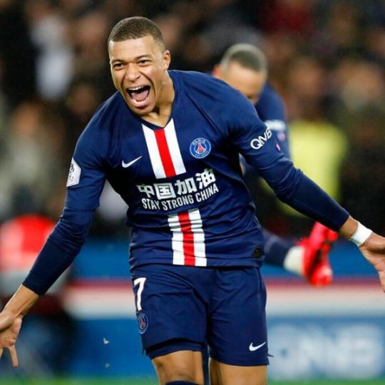 Mbappe: Ben Yedder’e de ödül verin