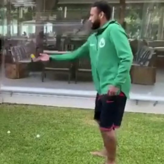 Neymar’dan oğluna yumurta şakası – VİDEO