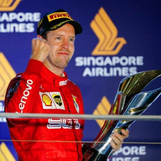 Vettel, Ferrari ile yollarını ayırdı