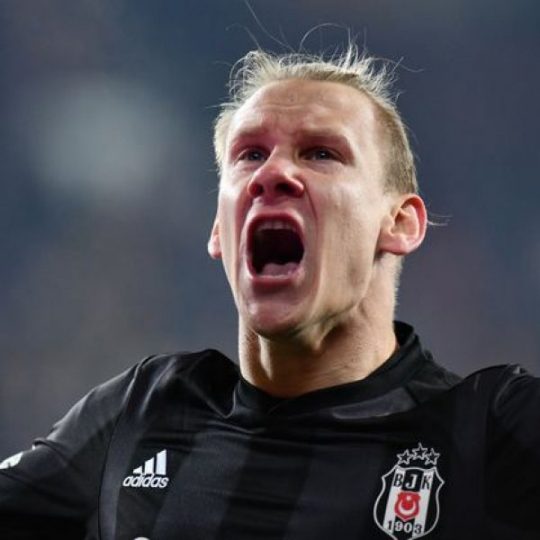 Vida’nın menajeri: Beşiktaş’ta kalmak istiyor