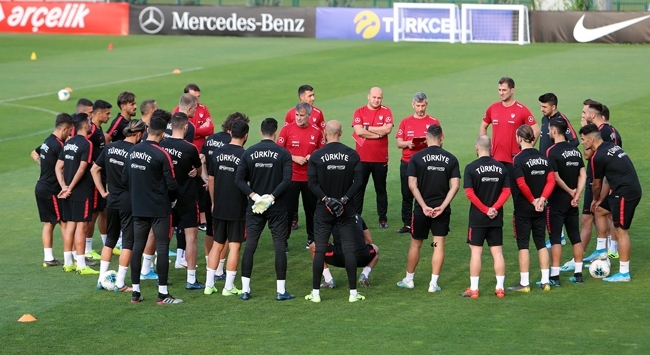 A Milli Futbol Takımı’nın kampı başladı