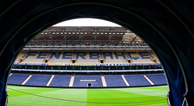 Fenerbahçe Nurizade Ziya Songülen’i andı