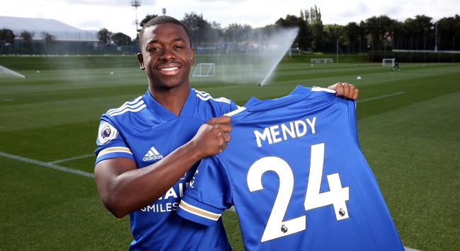 Leicester City Nampalys Mendy’nin sözleşmesini uzattı