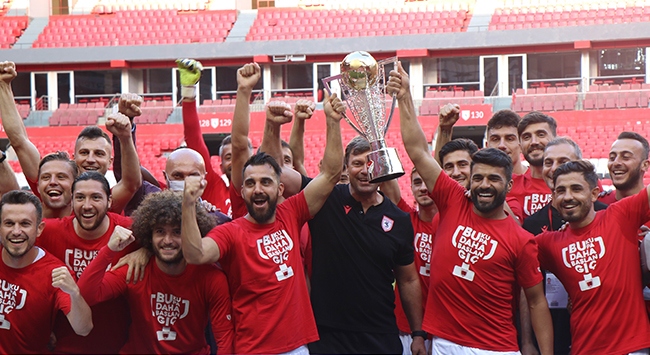 Samsunspor şampiyonluk kupasına aldı