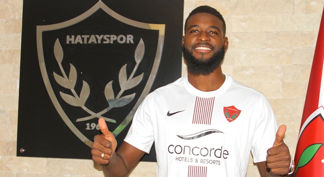 Hatayspor stoper Jean Claude Billong’u transfer etti