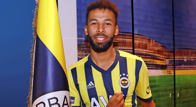 Nazım Sangare resmen Fenerbahçe’de