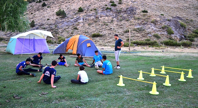 Voleybol tutkunu ‘dağ köyü’ takımı: Gezlevispor