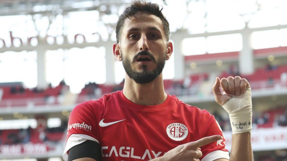 Antalyaspor İsrailli oyuncu Sagiv Jehezkel’i kadro dışı bıraktı