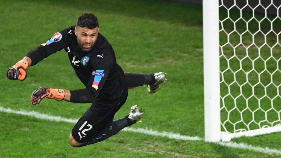 Fatih Karagümrük Salvatore Sirigu’yu kadrosuna kattı