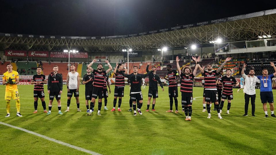 Gaziantep FK golcüsünü arıyor