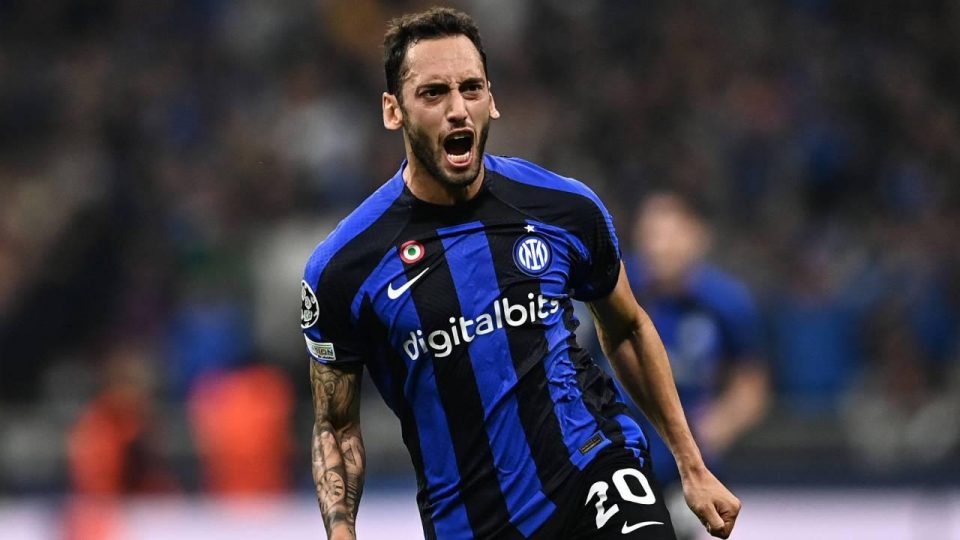 Hakan Çalhanoğlu golleriyle Inter’i galibiyete taşıdı