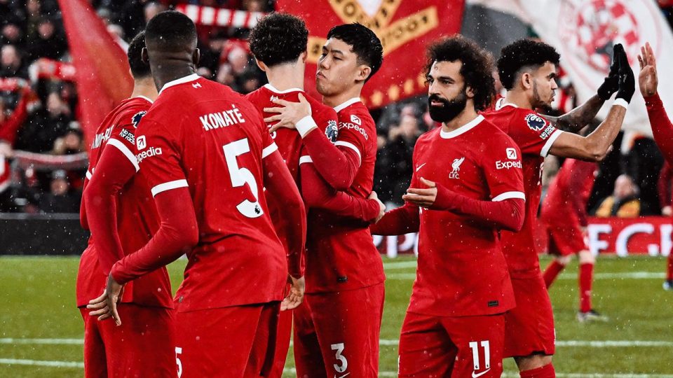 Liverpool liderliğini sürdürdü