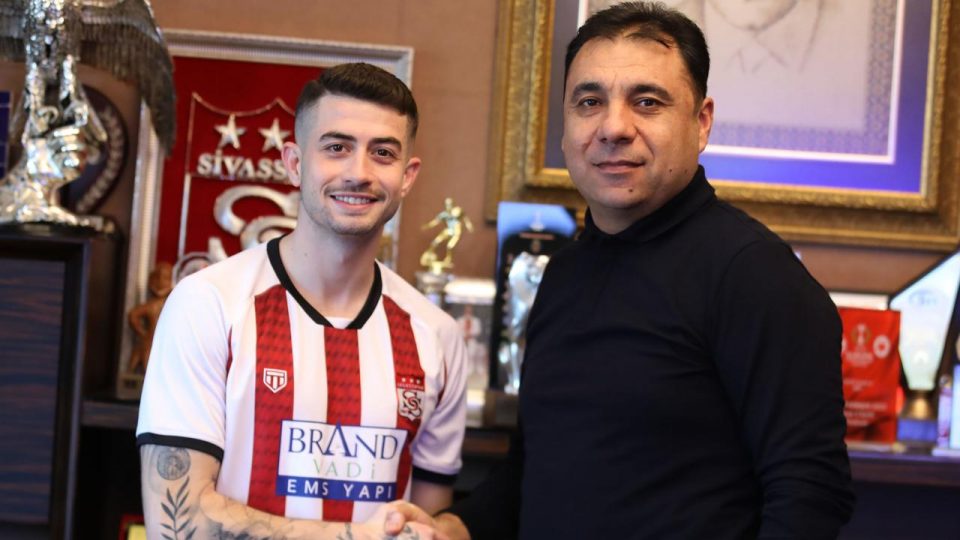 Sivasspor Kerem Atakan Kesgin’i kiraladı