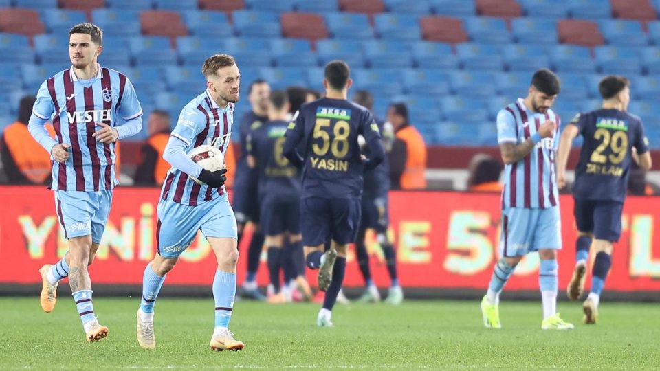 Trabzonspor Bjelica döneminin gerisinde kaldı