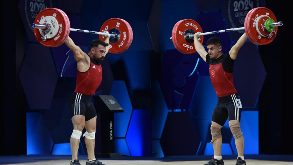 Avrupa Halter Şampiyonası’ndan gümüş ve bronz madalya daha