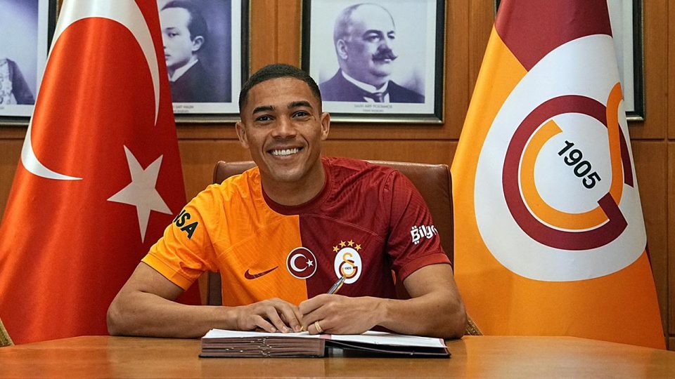 Galatasaray tarihindeki yabancı futbolcu sayısı 200’e yükseldi