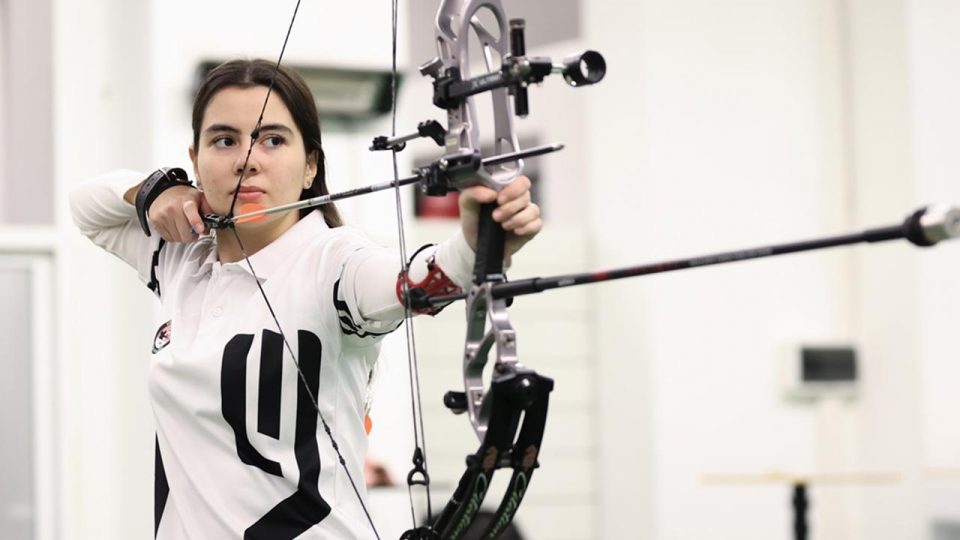 Voleybolu bıraktı okçulukta Dünya Kupası’nda bronz madalya aldı